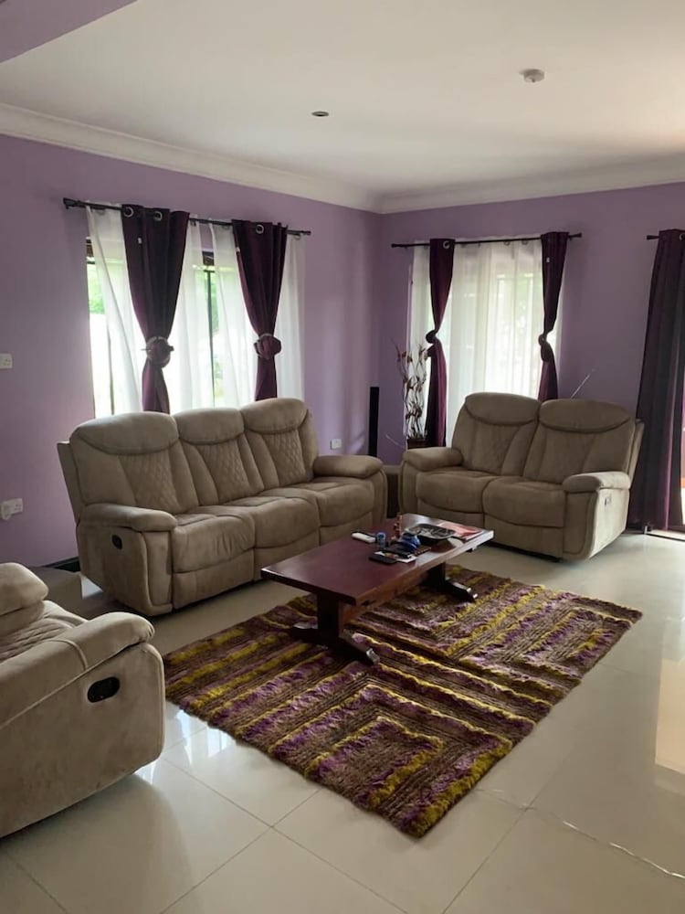 Buena vista Home 3 bedrooms House