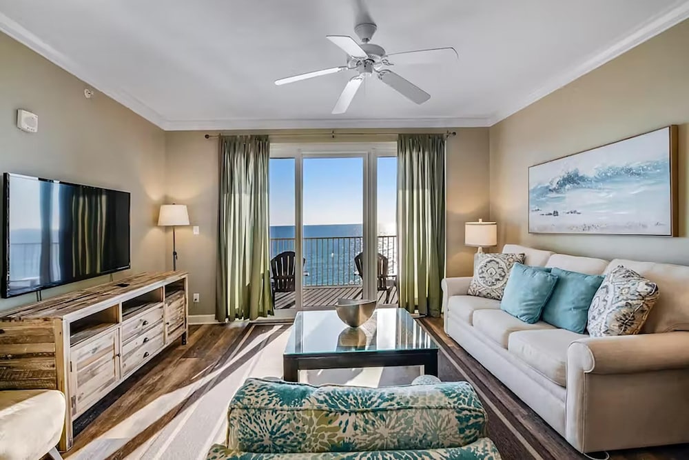 Grandview East 1002