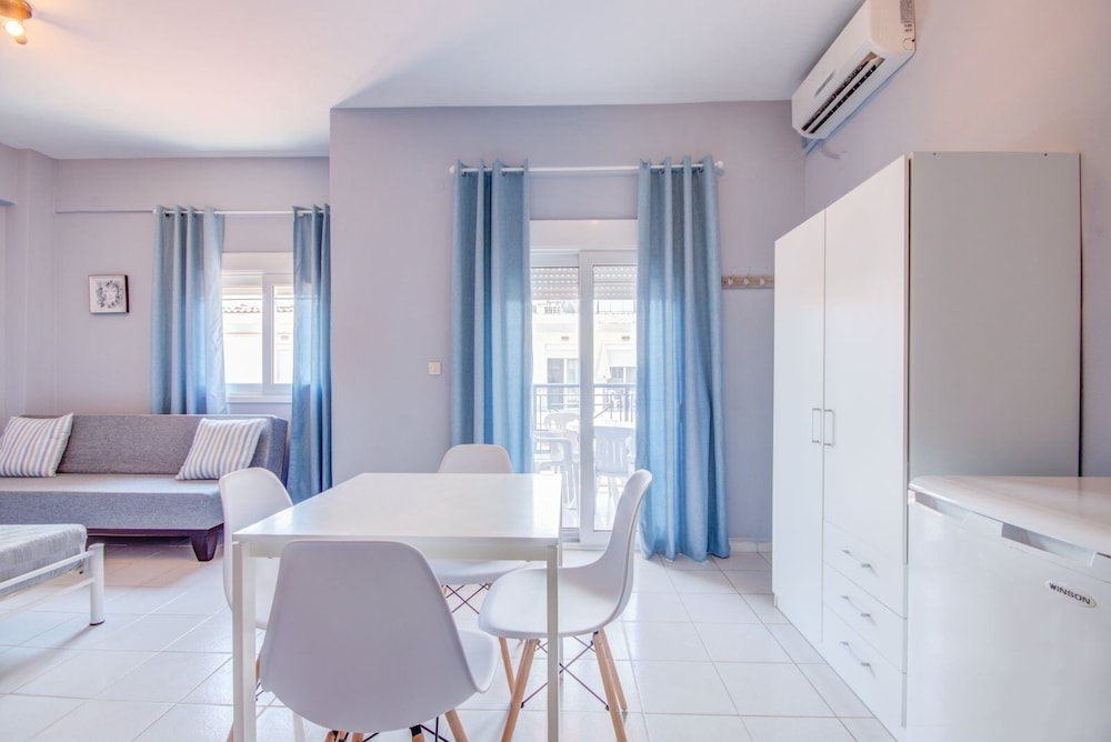 Harmony Apartment 3 by Rentalspro