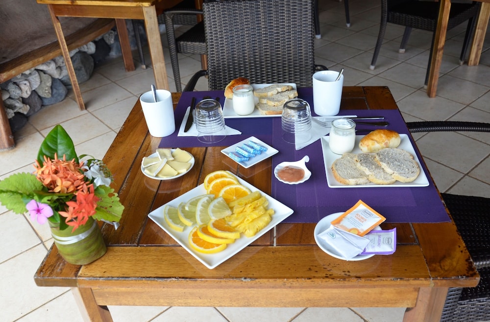 Vanira Lodge