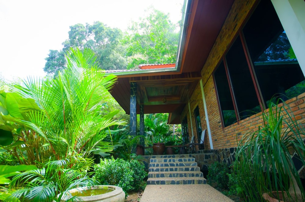 Hotel Khao Sok & Spa