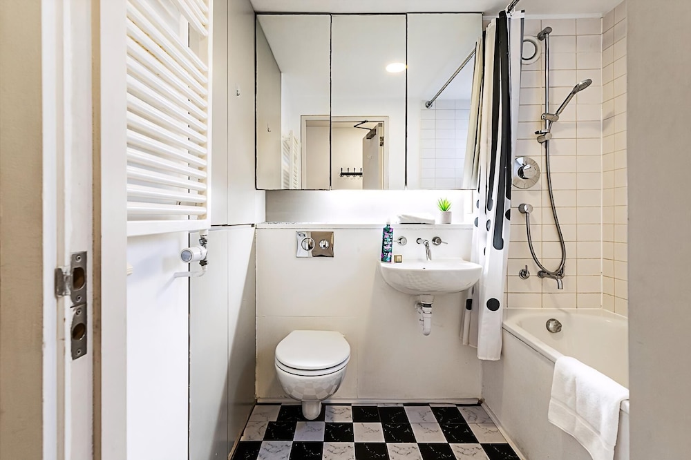 Cosy Camden Retreat Near Markets & Tube