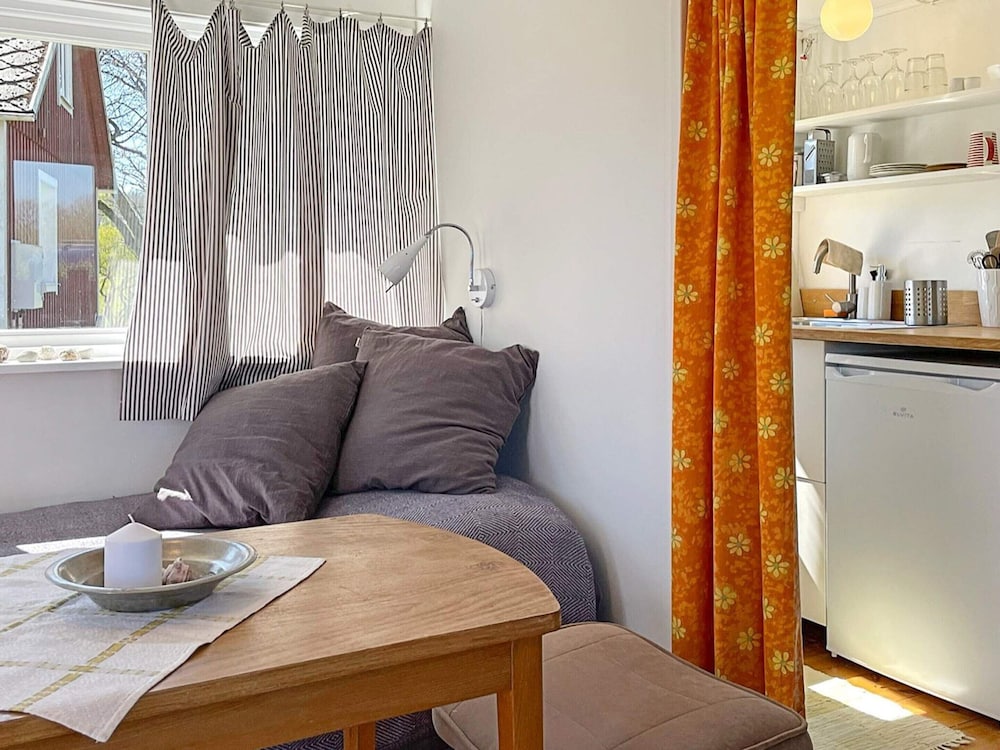 2 Person Holiday Home in Brosarp-by Traum