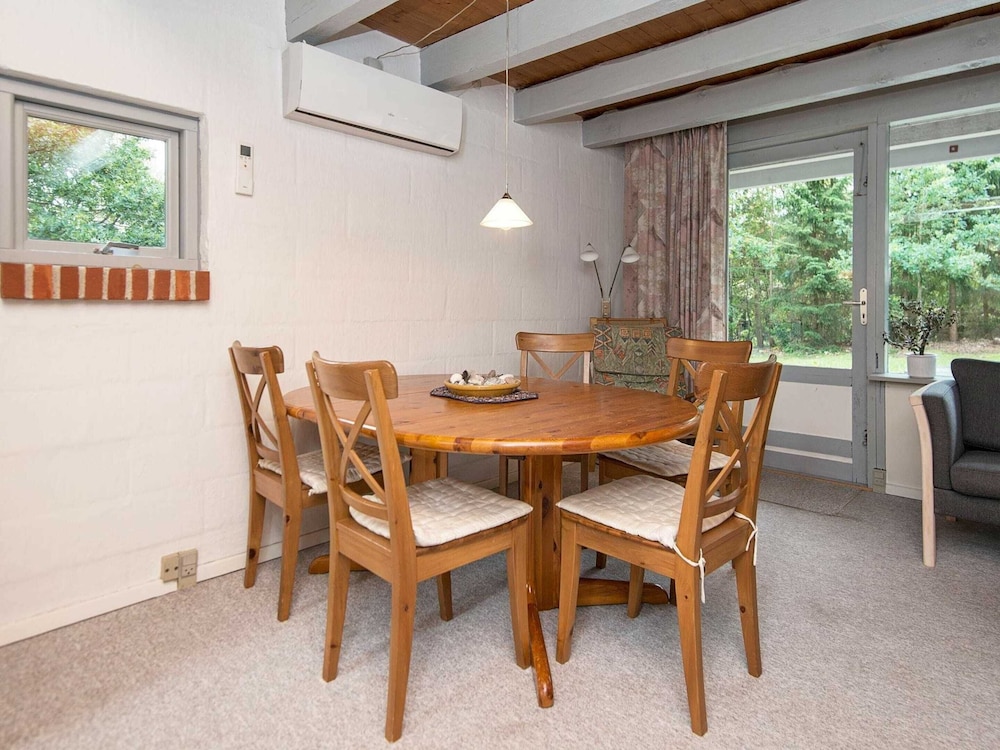 5 Person Holiday Home in Ebeltoft-by Traum