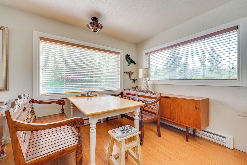 Explore Alaska: Woodsy Home w/ Deck in Palmer