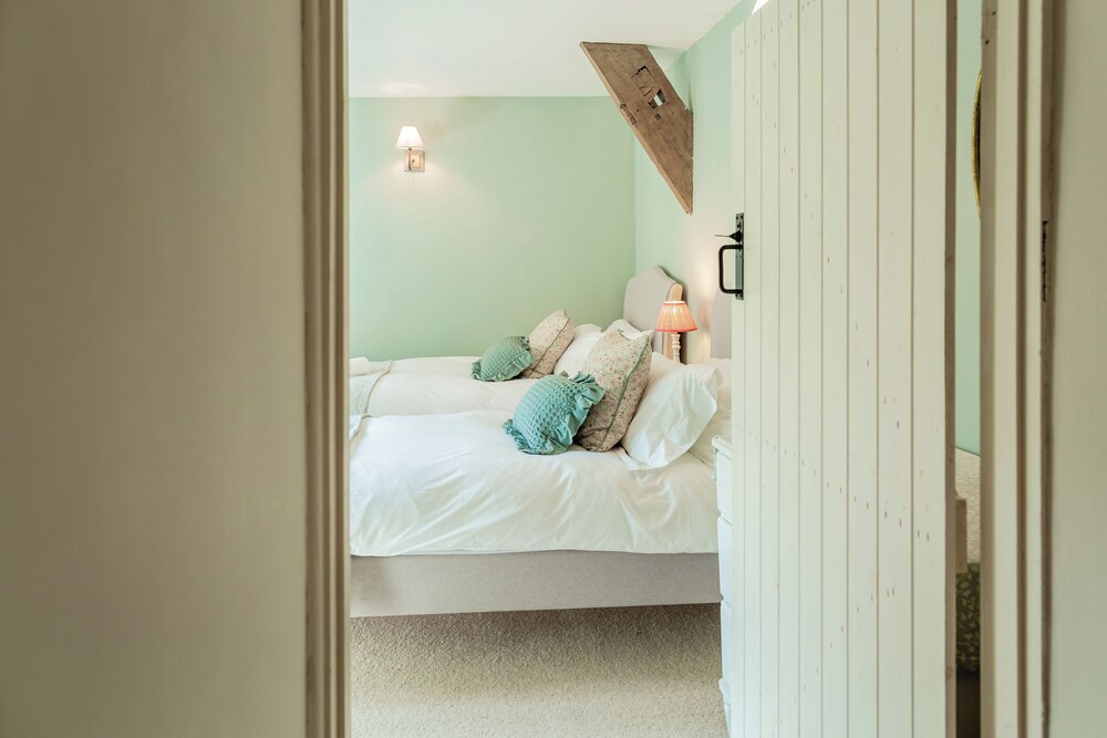 Stroud Vacations - Charming Country Cottage Near Nailsworth - Property Image 22