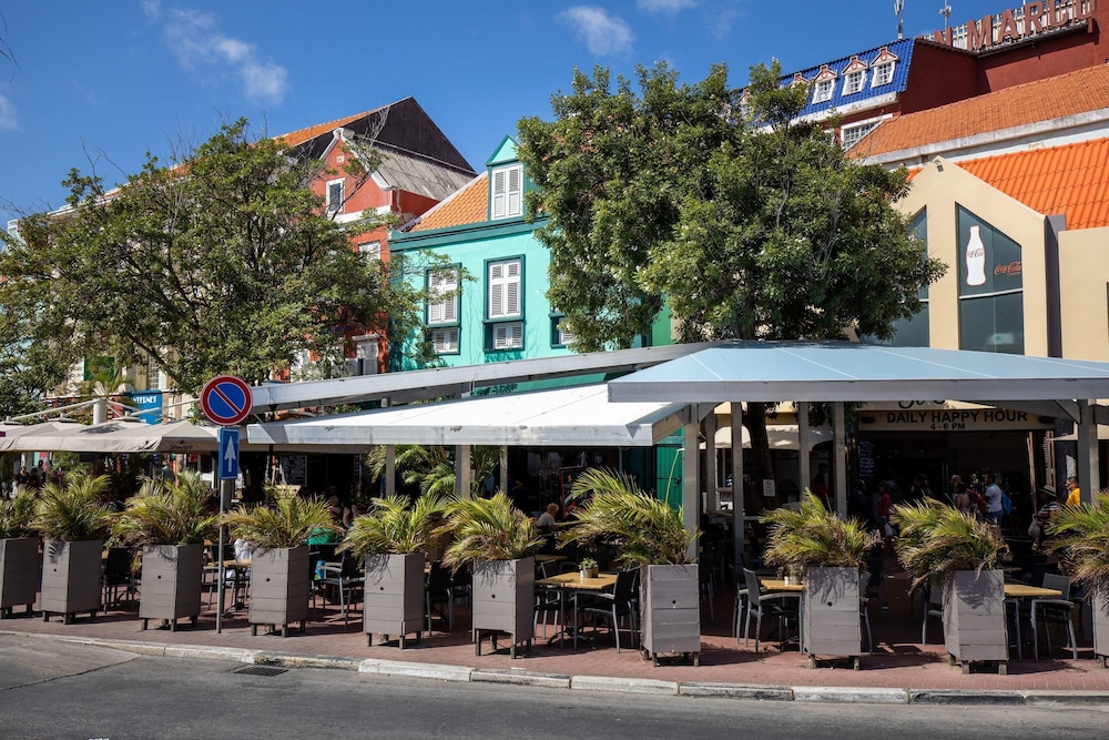 Fully Equipped Modern Loft - Hidden Gem in Willemstad