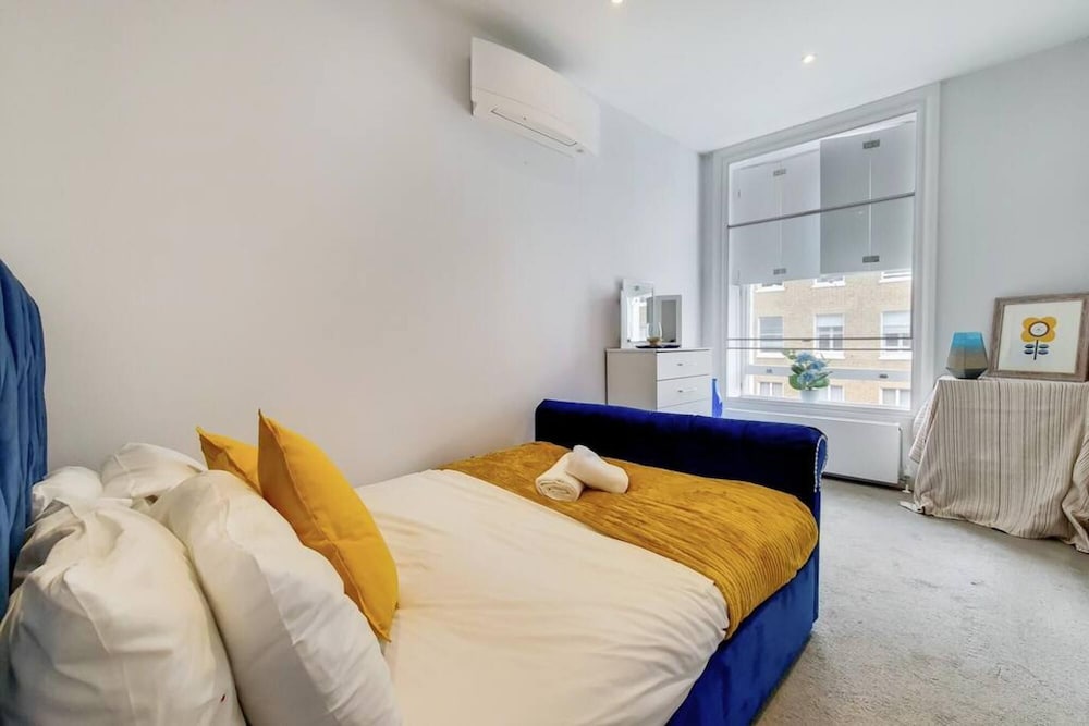 Modern 2-bedroom Apartment Off Baker Street W AC