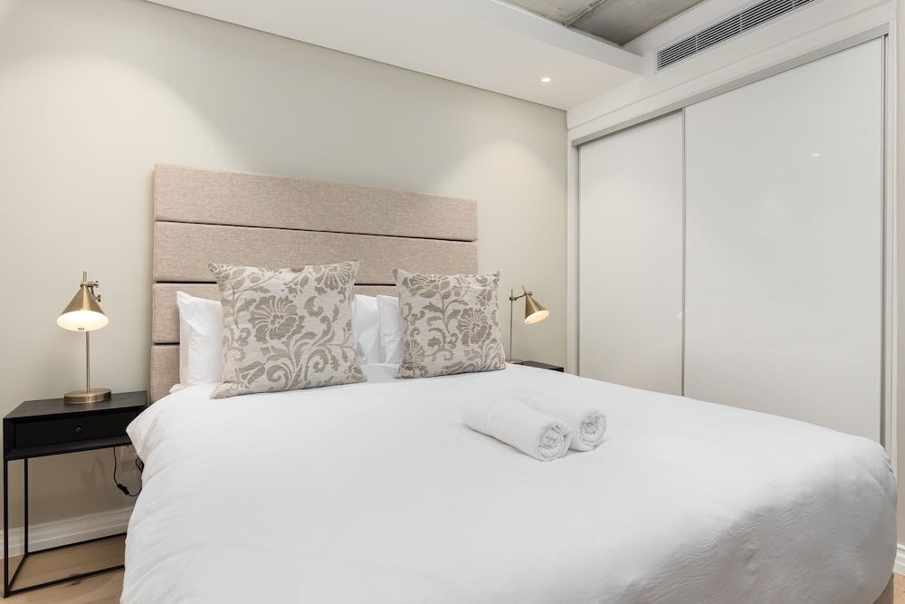 Docklands 409 view 5