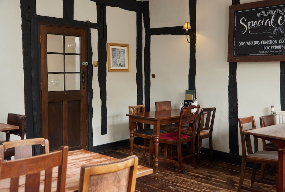 The Bell Hotel Thetford by Greene King Inns view 3