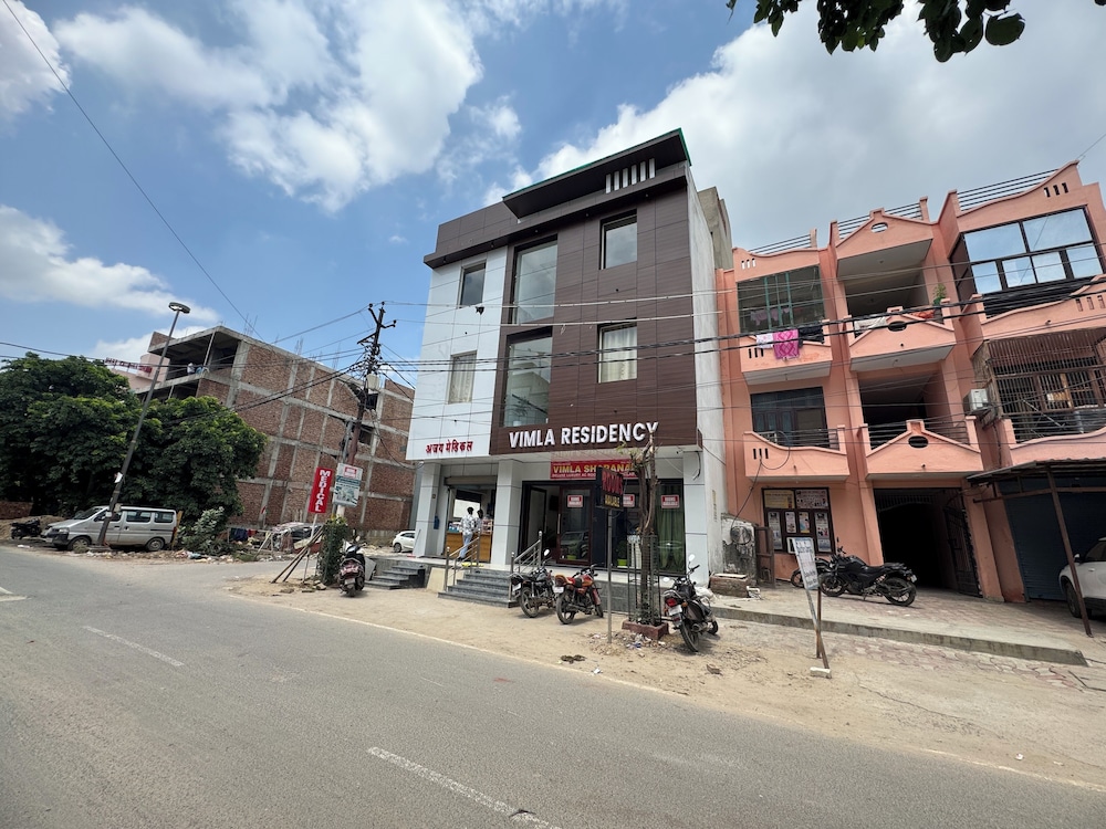 Vimla Residency Hotel Near Prem Mandir
