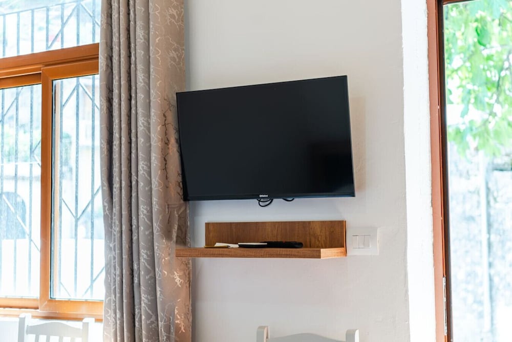 Saraci Rooms 2 in Gjirokast r