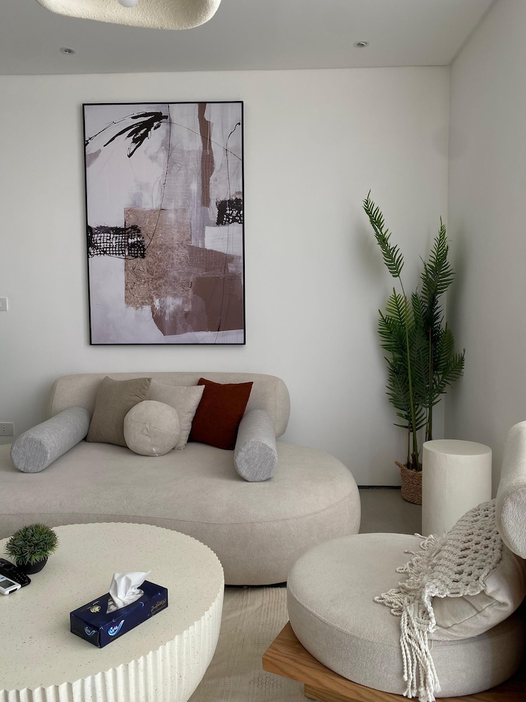 Stayr Somabay - Bay life home rentals