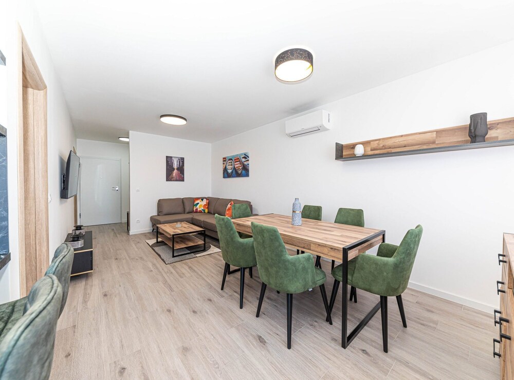 Elegant Kastel Novi Apartment With Sea View Balcony