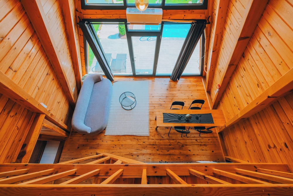 Sun Valley Bungalow