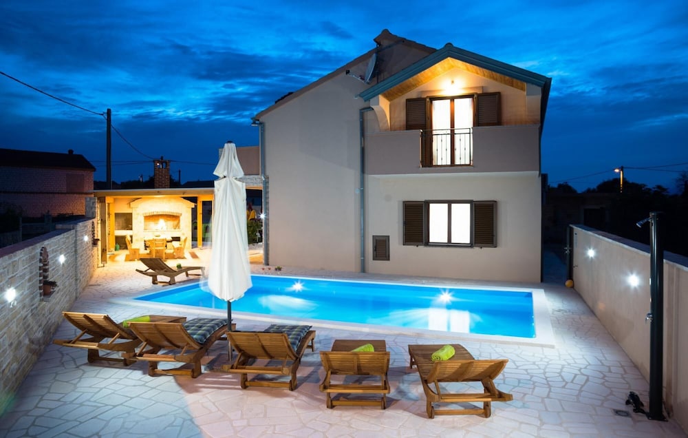 Villa Kamen Zadarvillas view 3