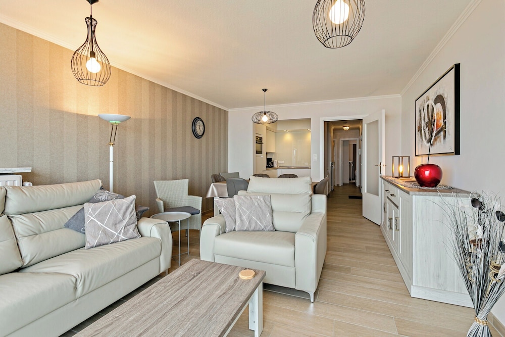 Apartment in Blankenberge With Sea Views