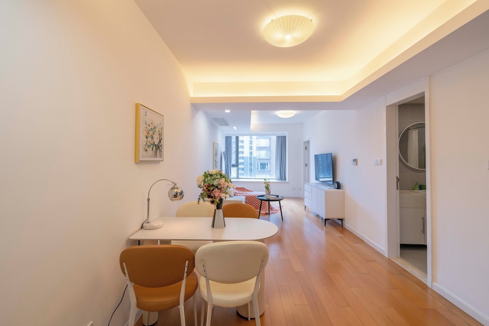 Tyms 1BR 1BA Apt Yongxin Century