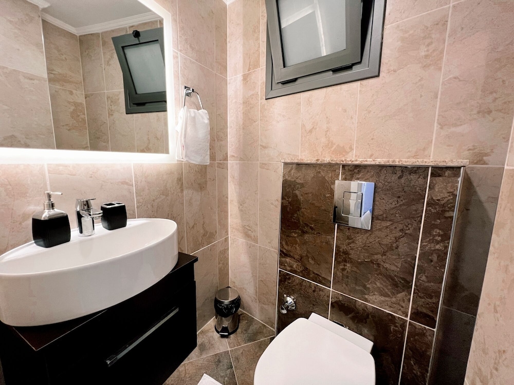 Gorgeous Residence in a Luxury Complex in Kyrenia