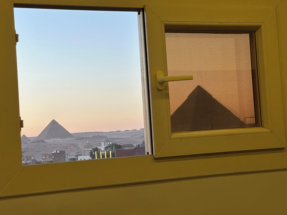 Hapi Pyramids Hotel