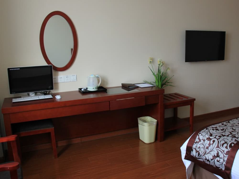 GreenTree Inn BengBu NongJi Market ChangPing Street Hotel