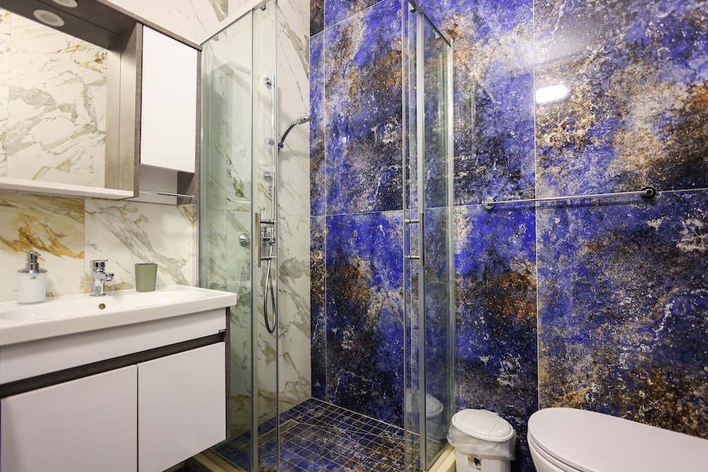 Grandstay Urban Five