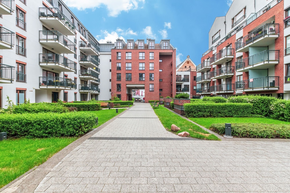 Apartment Szafarnia Gdansk by Renters view 4