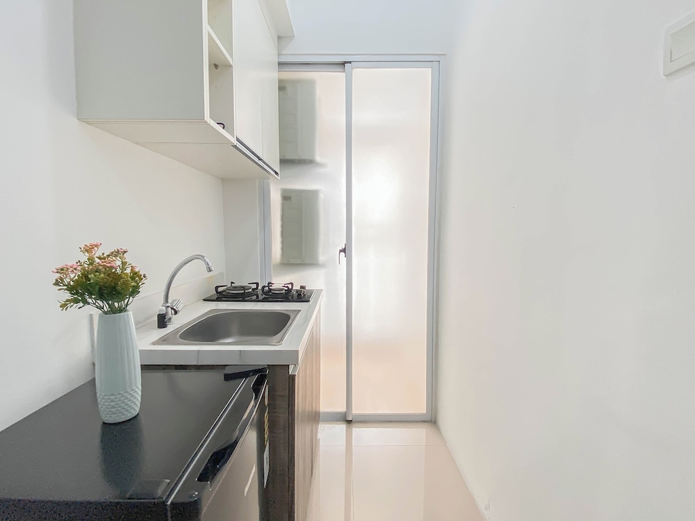 1Br At Vittoria Residence Apartment Near Puri Indah Mall
