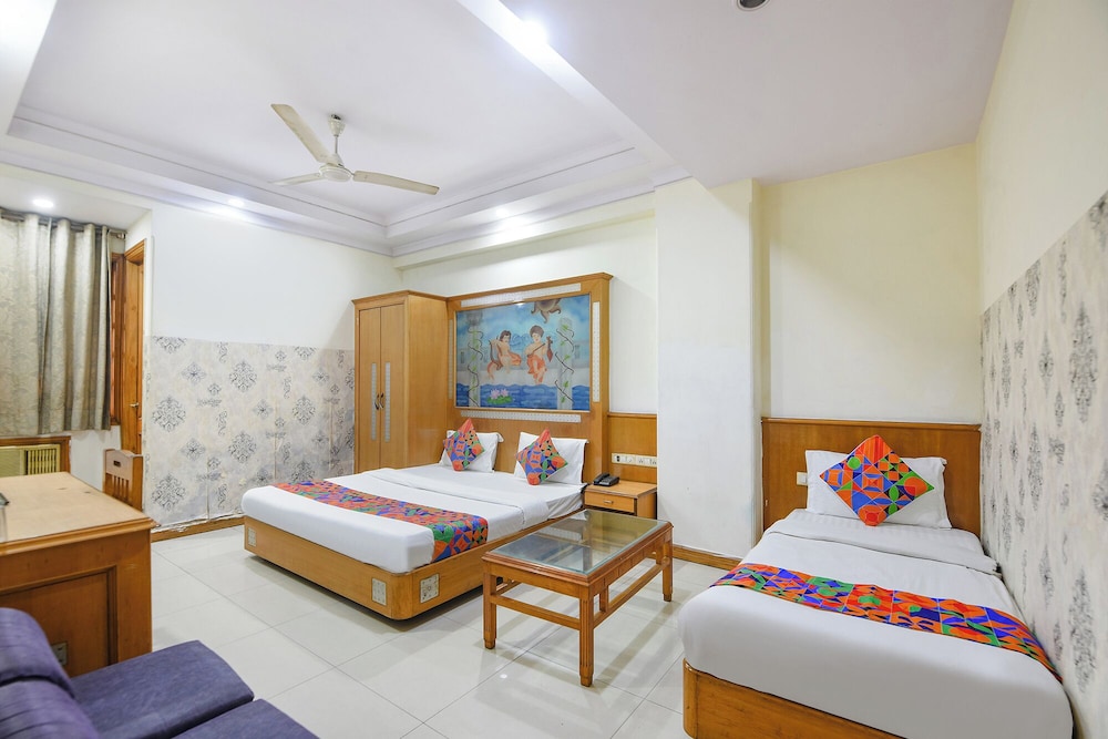 Fabhotel Kochar Continental