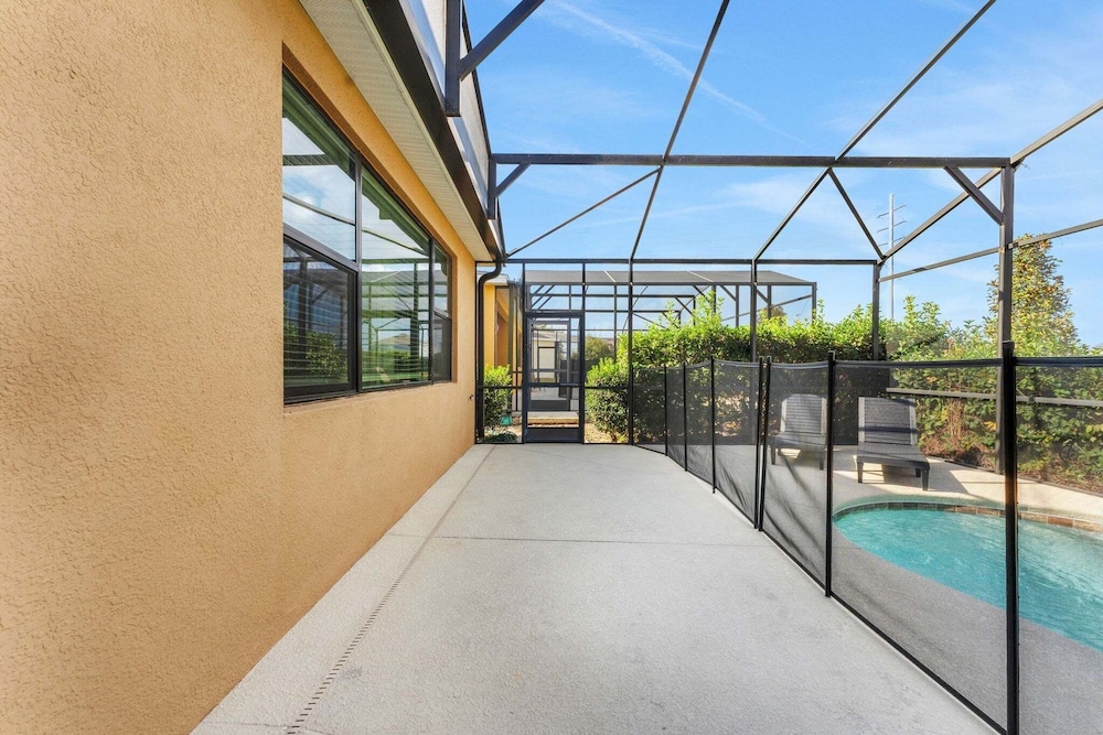 2311vd-providence 5 Bedroom Home