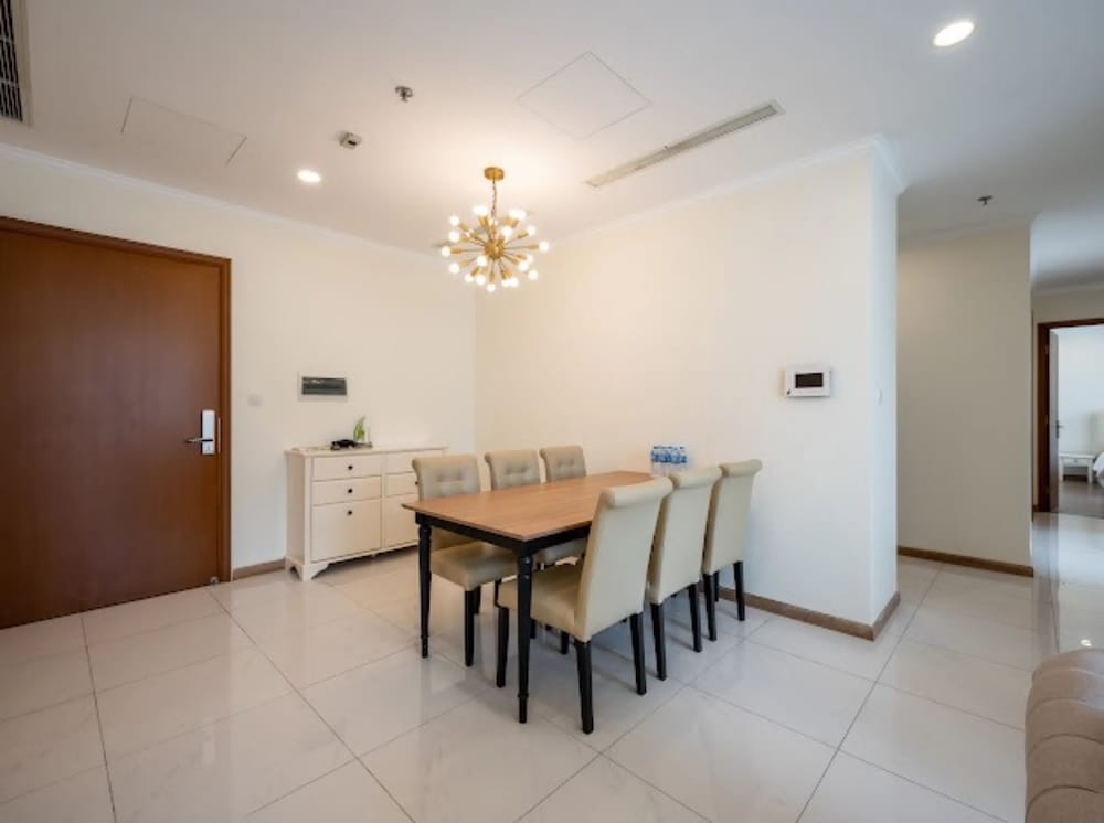 Somi Luxstay LP
