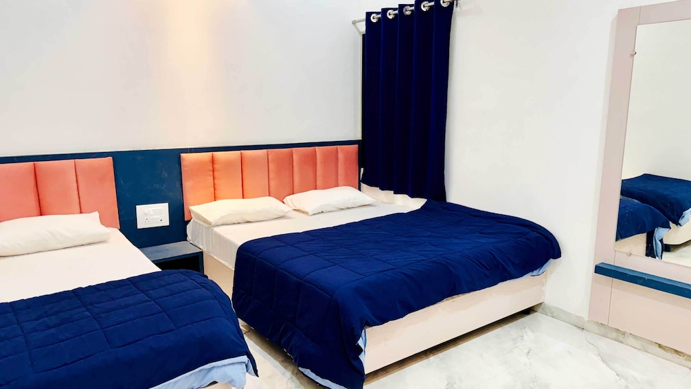 Hotel Raj Inn