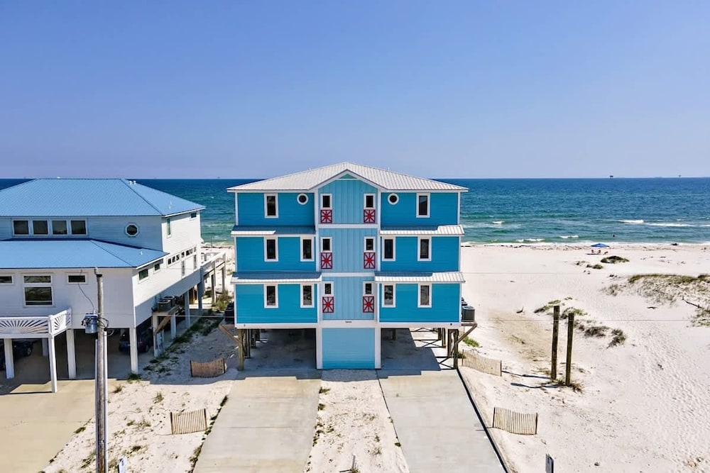 Beachfront 18bed Pool Easybreezy
