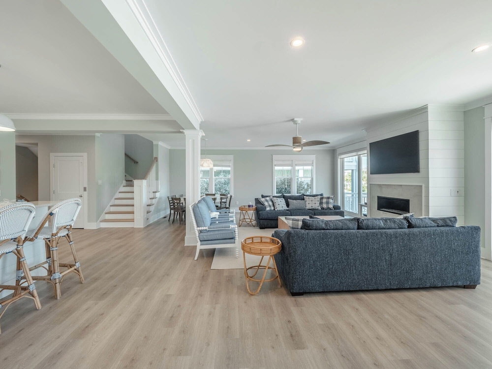 Love Kure by Carolina Retreats