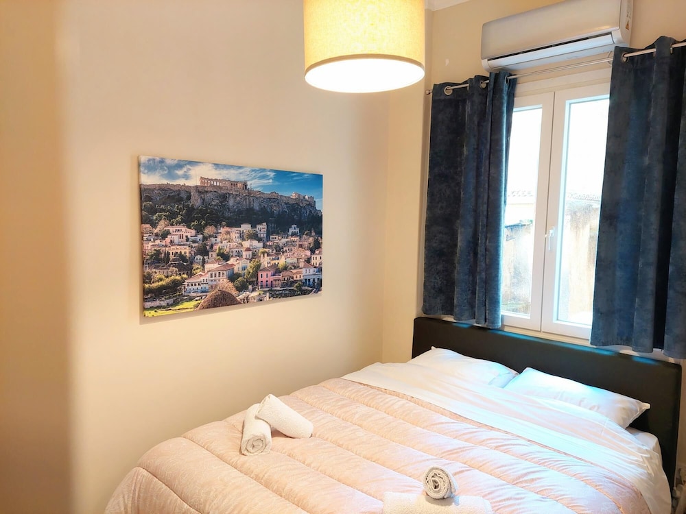 Grand Apartment in Parliament Square