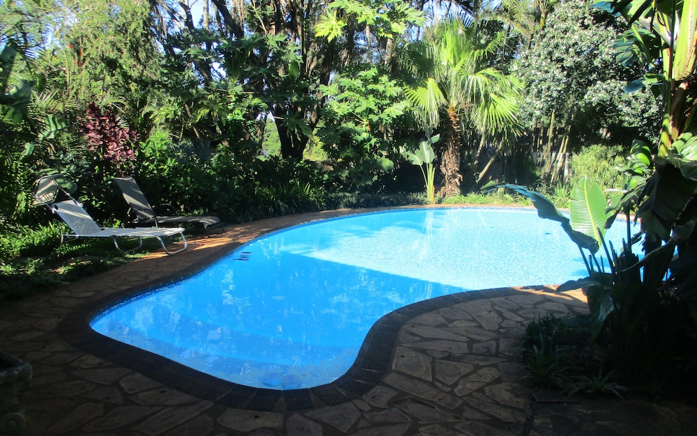 Hlulala Guesthouse