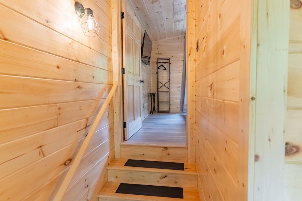 2 Brand New Cabins for Family Retreat