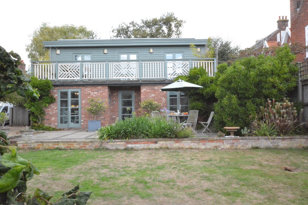 Robert Sadler's Studio