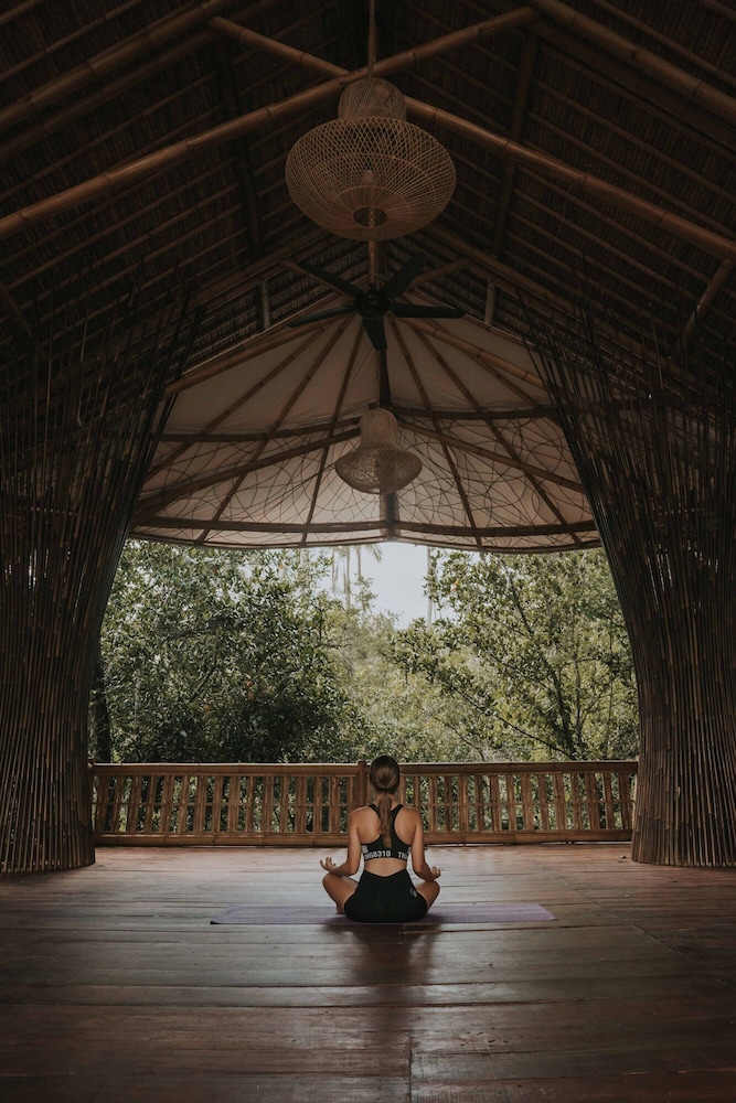 Kusfarm Bali by AHM 68
