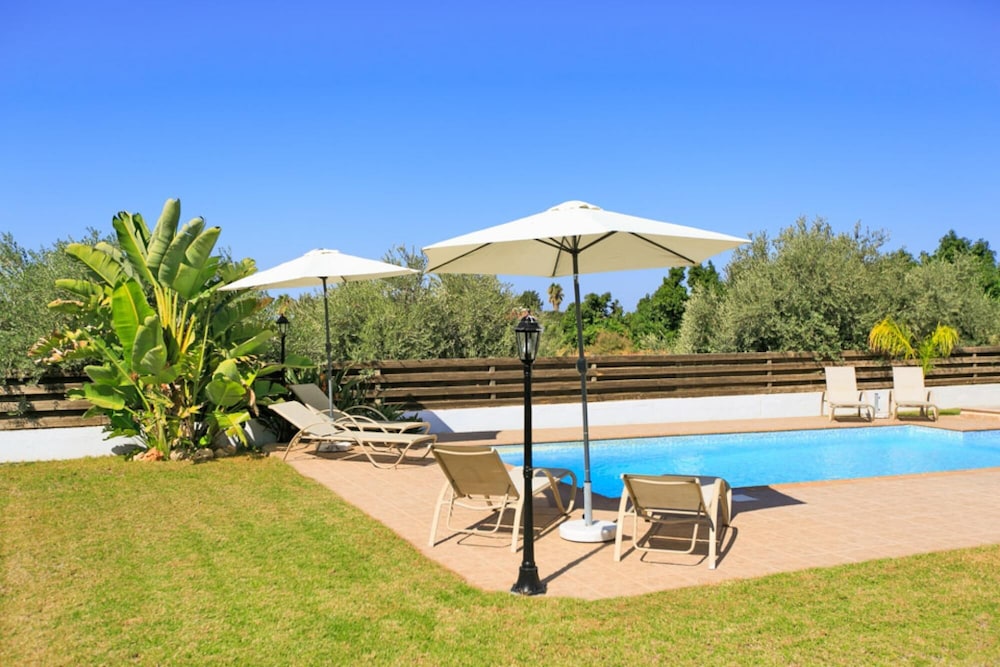Villa Rose Large Private Pool Walk to Beach Sea Views A C Wifi - 2184 view 5