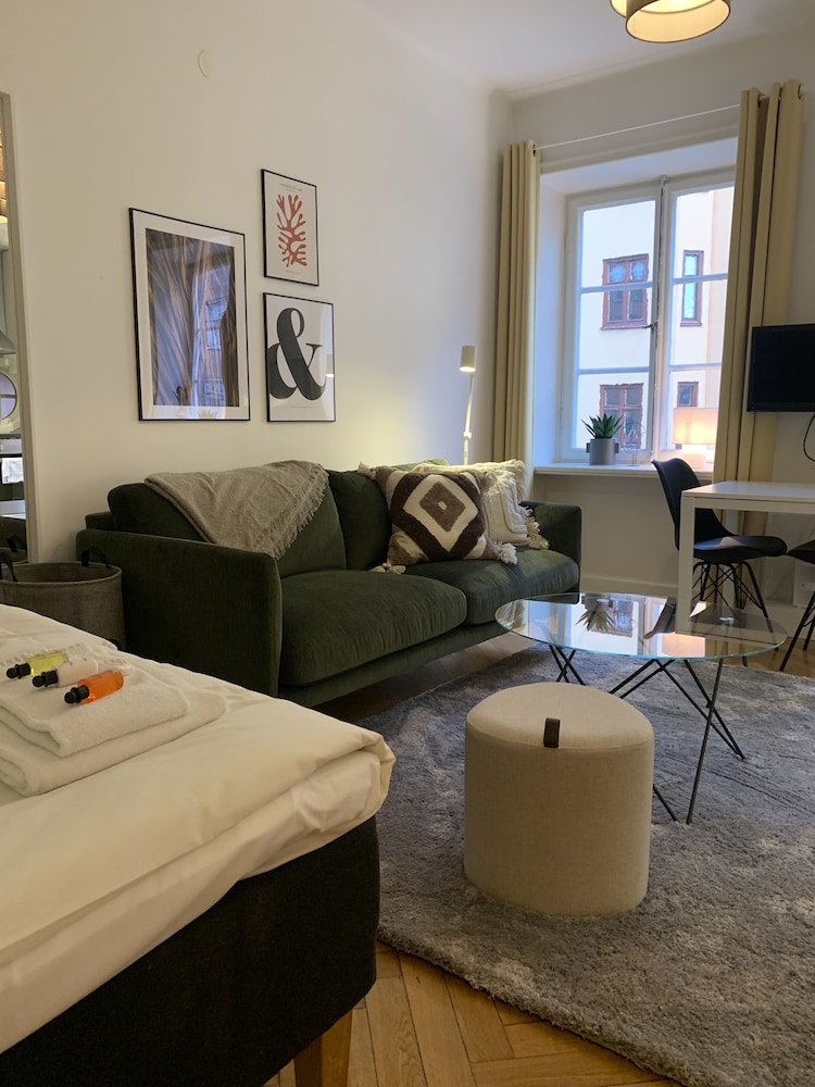 Double Studio - RÖRIS view 4