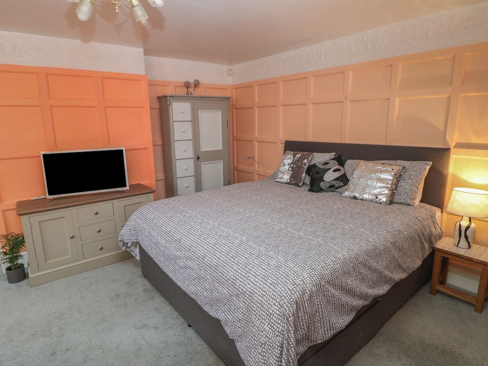 The Laurels Flat