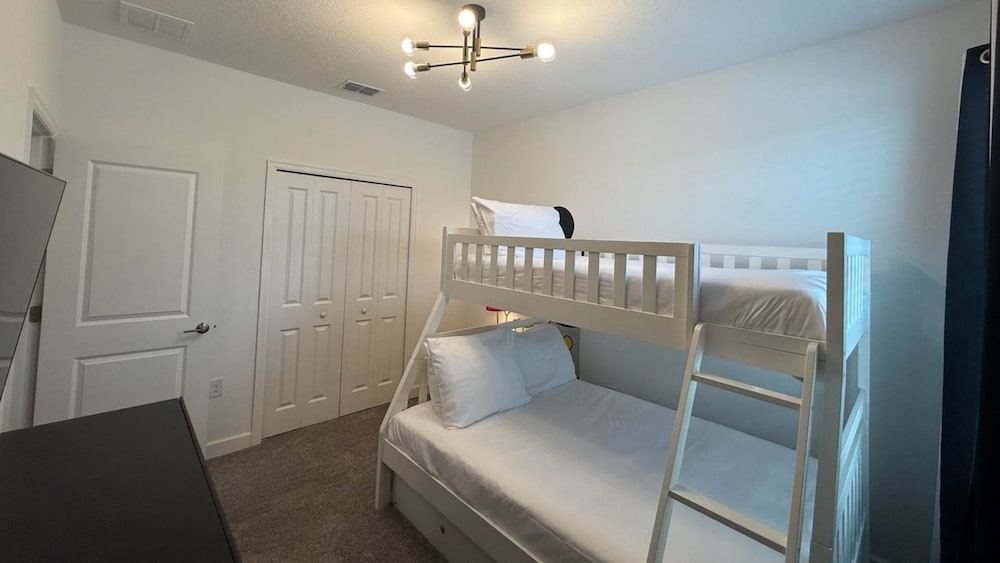 Upstay Championsgate Home w Pool BBQ Game Room