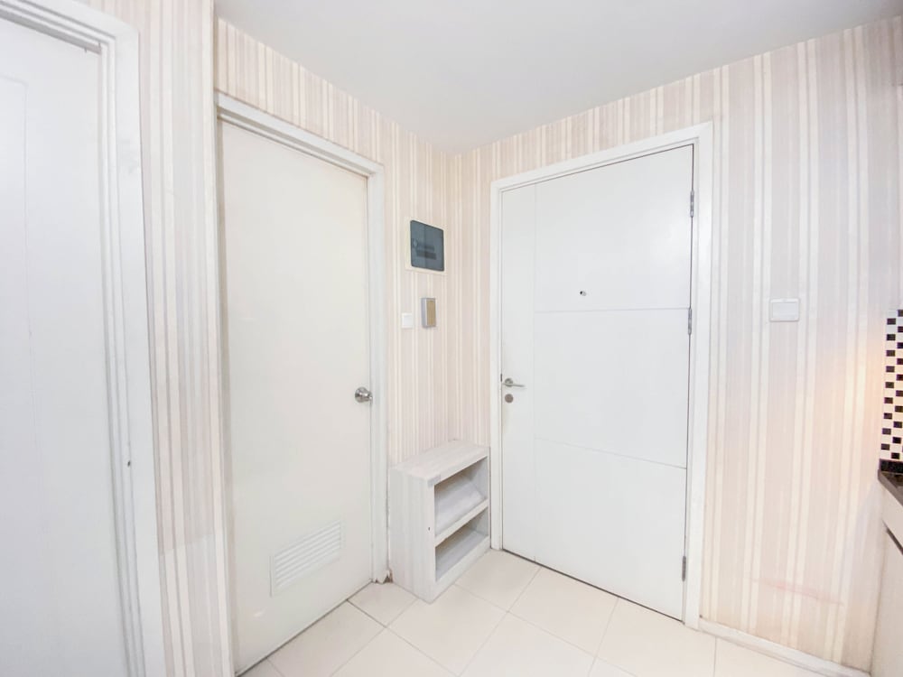 Spacious 2Br At Apartment Parahyangan Residence