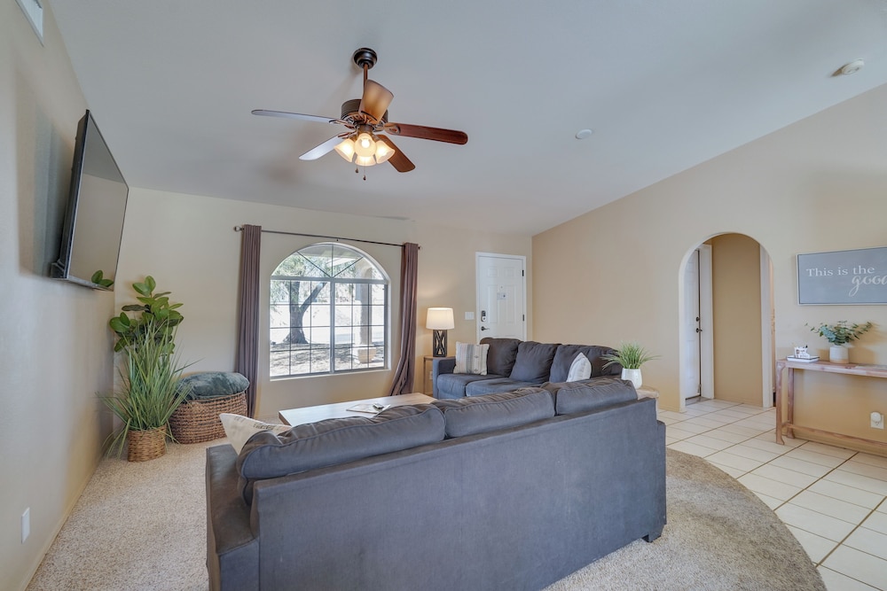 Havasu Paradise w/ Private Pool, Hot Tub & Casita!