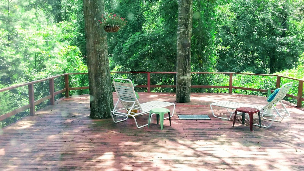 Troy Vacations - Trojan Lodge - Property Image 5