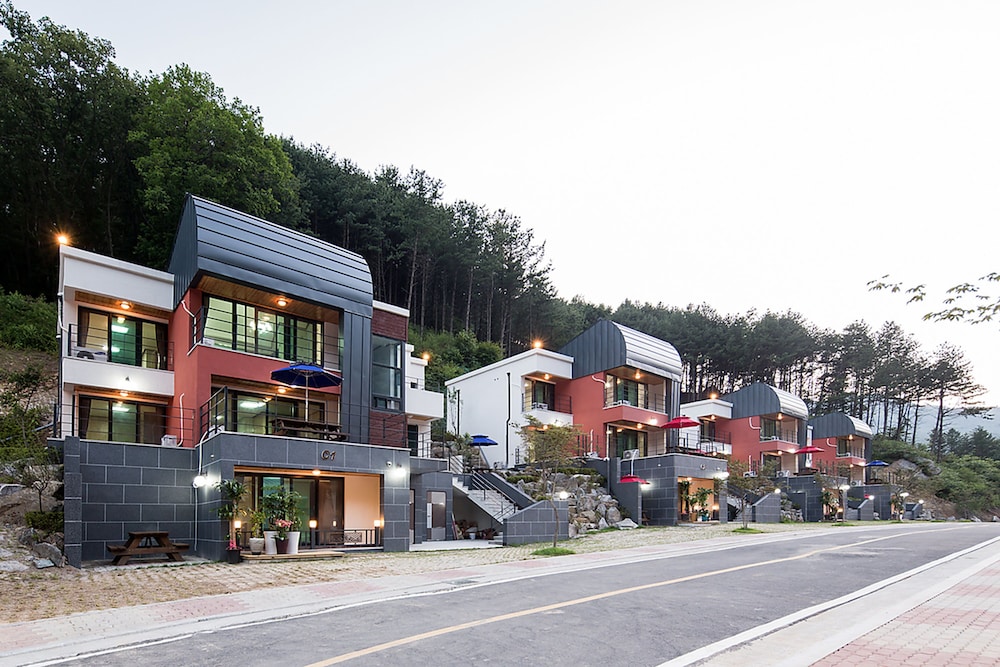 Yeoninsan Hot Spring Resort