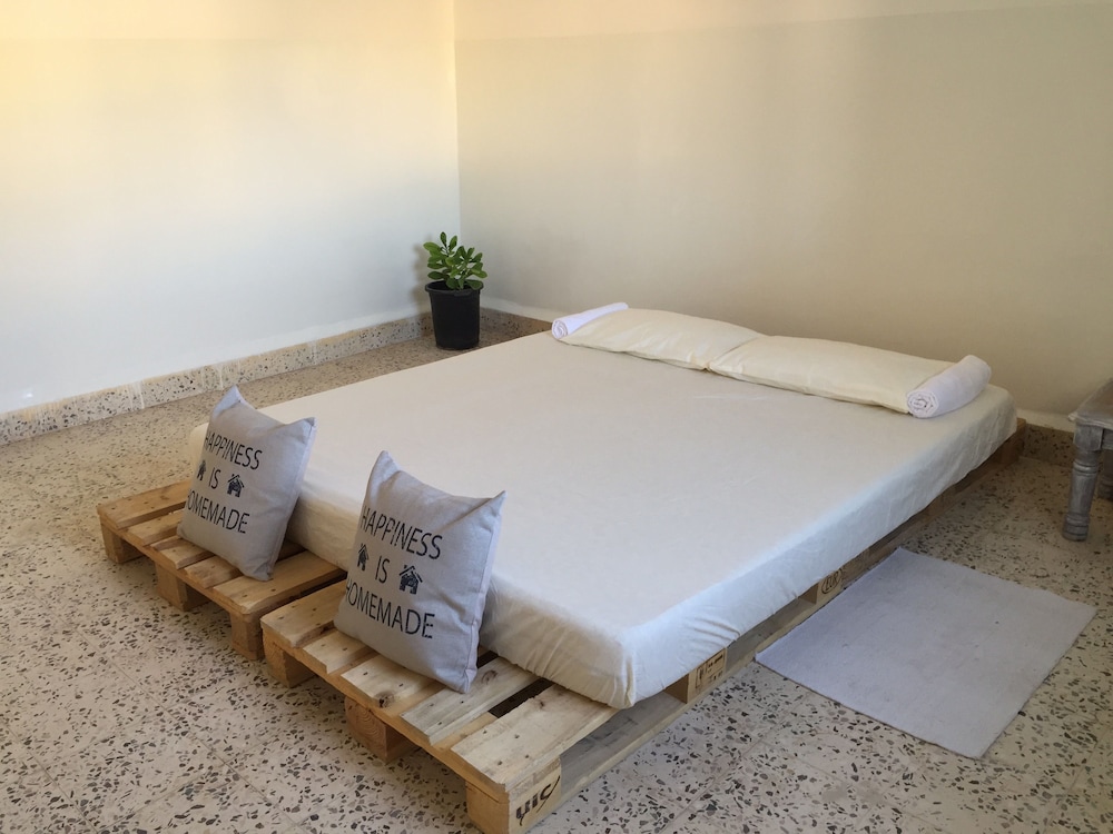 Loft Rooms Petra - Hostel view 3