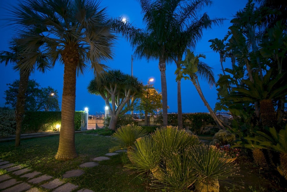 Temenos Villa in Siracusa view 3