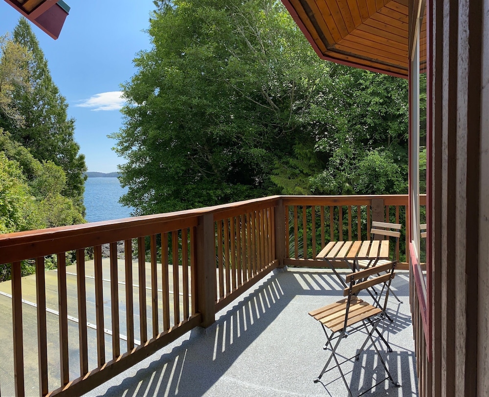 Tofino Vacations - Whalers Guesthouse - Property Image 22